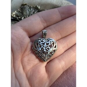 STERLING SILVER Filigree Diamond Cut Heart Locket